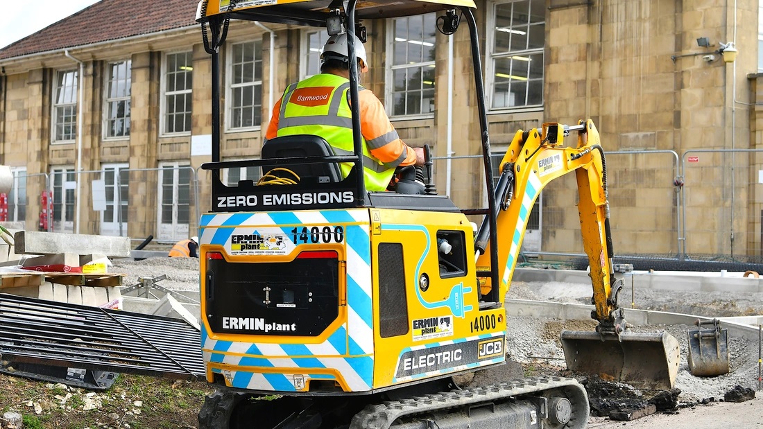 JCB電(dian)動(dòng)微挖19C-1E熱銷租賃行業